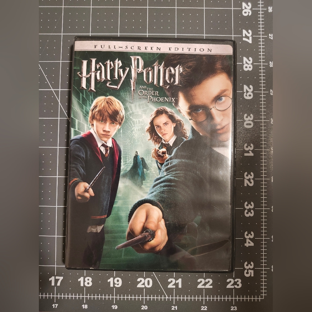 Harry Potter and the Order of the Phoenix (Full-screen Edition) - Pre-Owned DVD